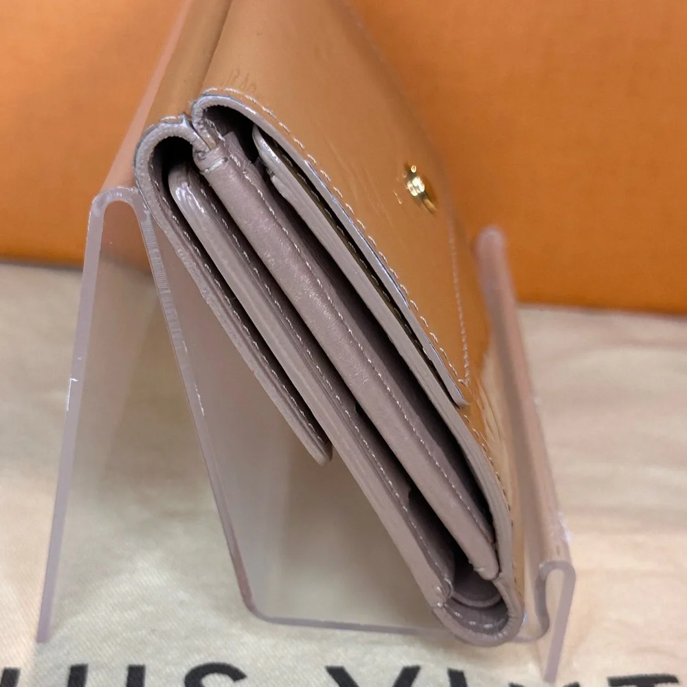 Louis Vuitton Yellow verni conpact wallet